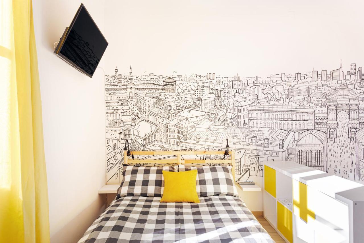 A Yellow Touch - Modern In Isola Appartement